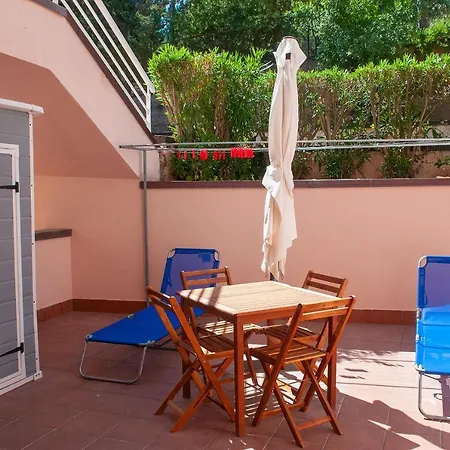 Sunnyhomecefalu39 Apartment